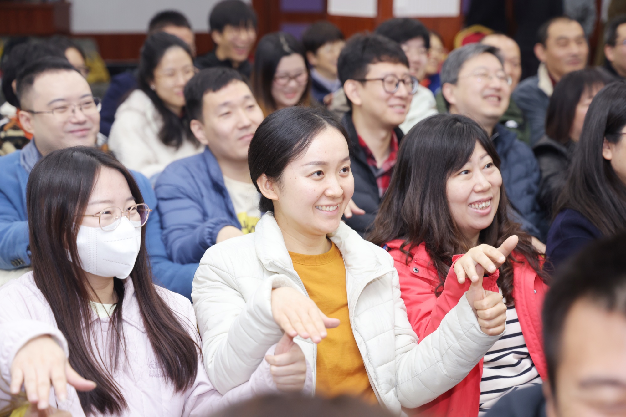 1731572763126343.jpg 2破冰_副本.jpg